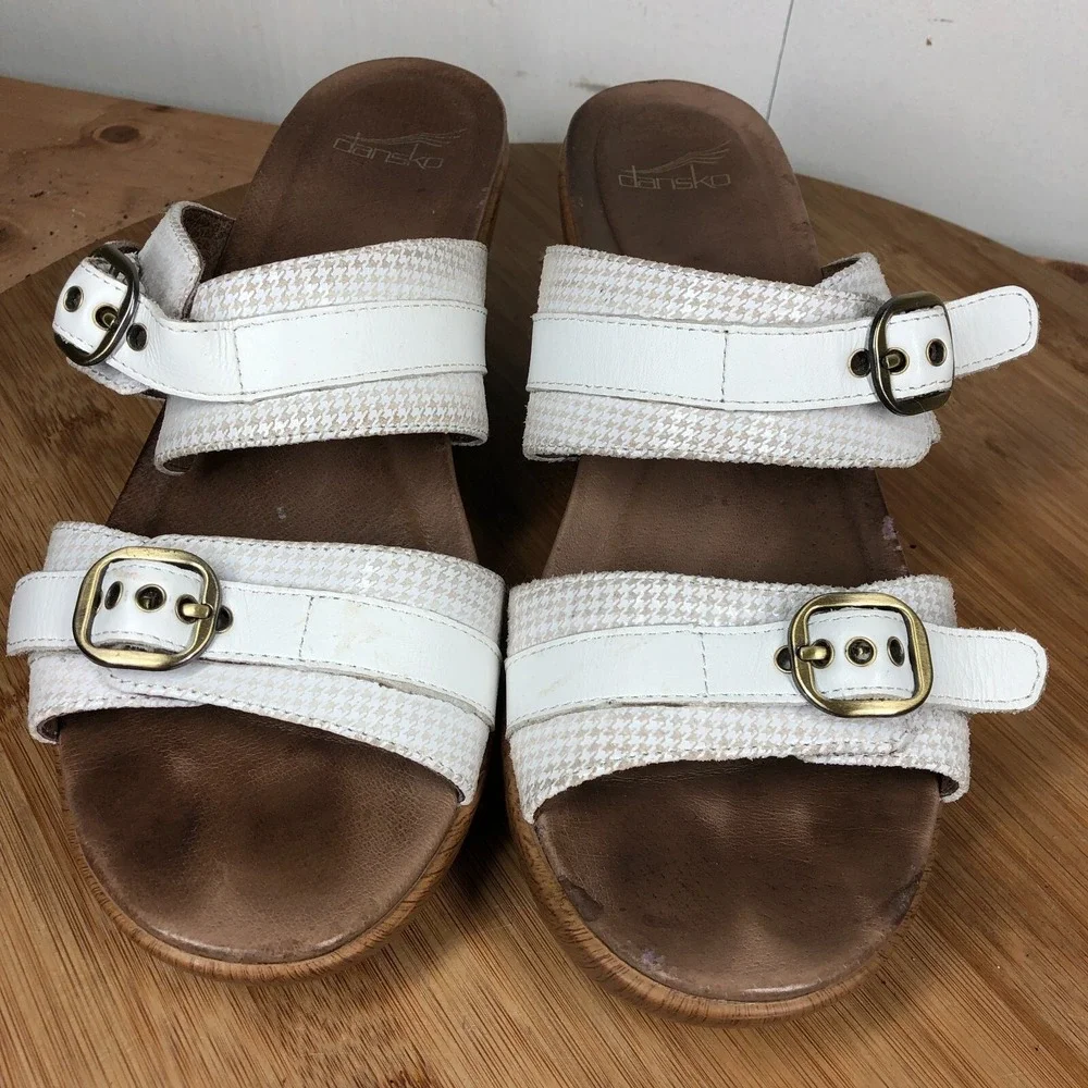 Dansko jessie womens size 40 shoes white Leather Wedge Open Toe sandals